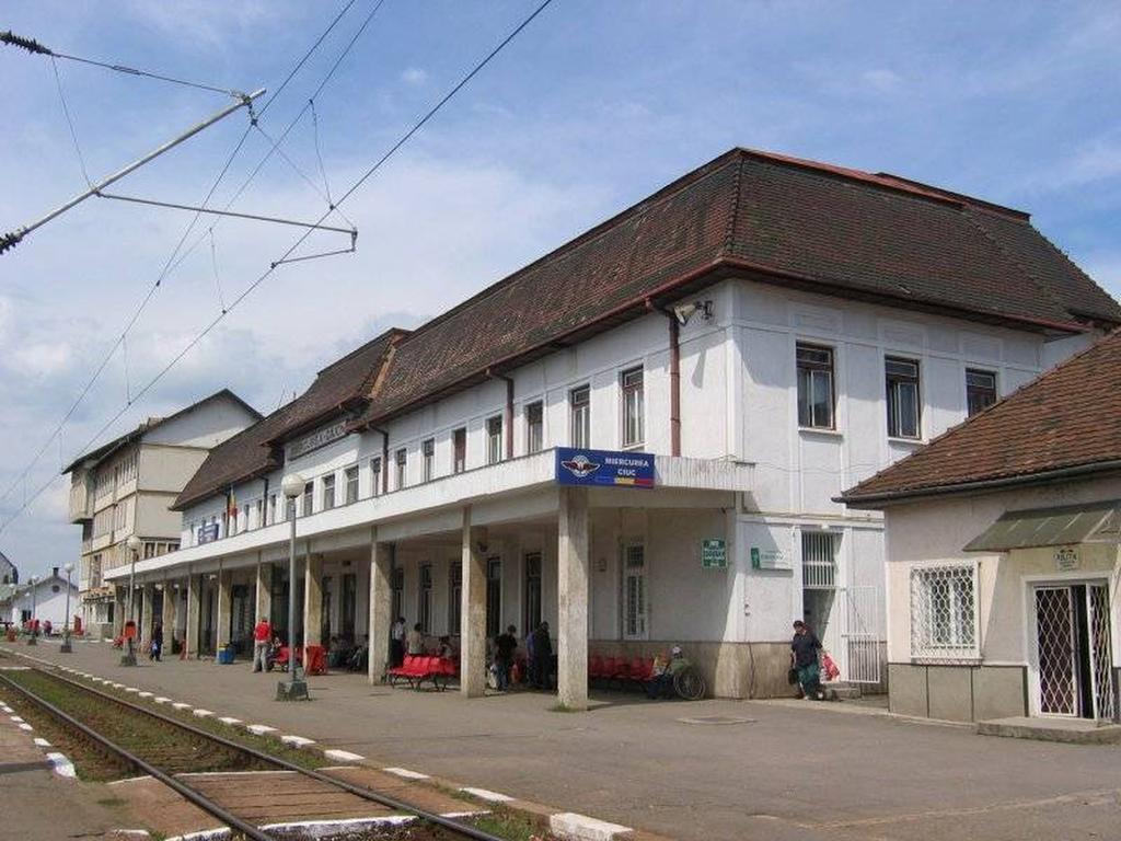 Hotel Betty Panzio Miercurea Ciuc Exterior foto